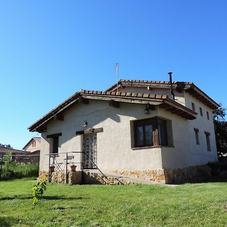 La Casa Del Cartero Pablo Vendégház Saldana de Ayllon Kültér fotó